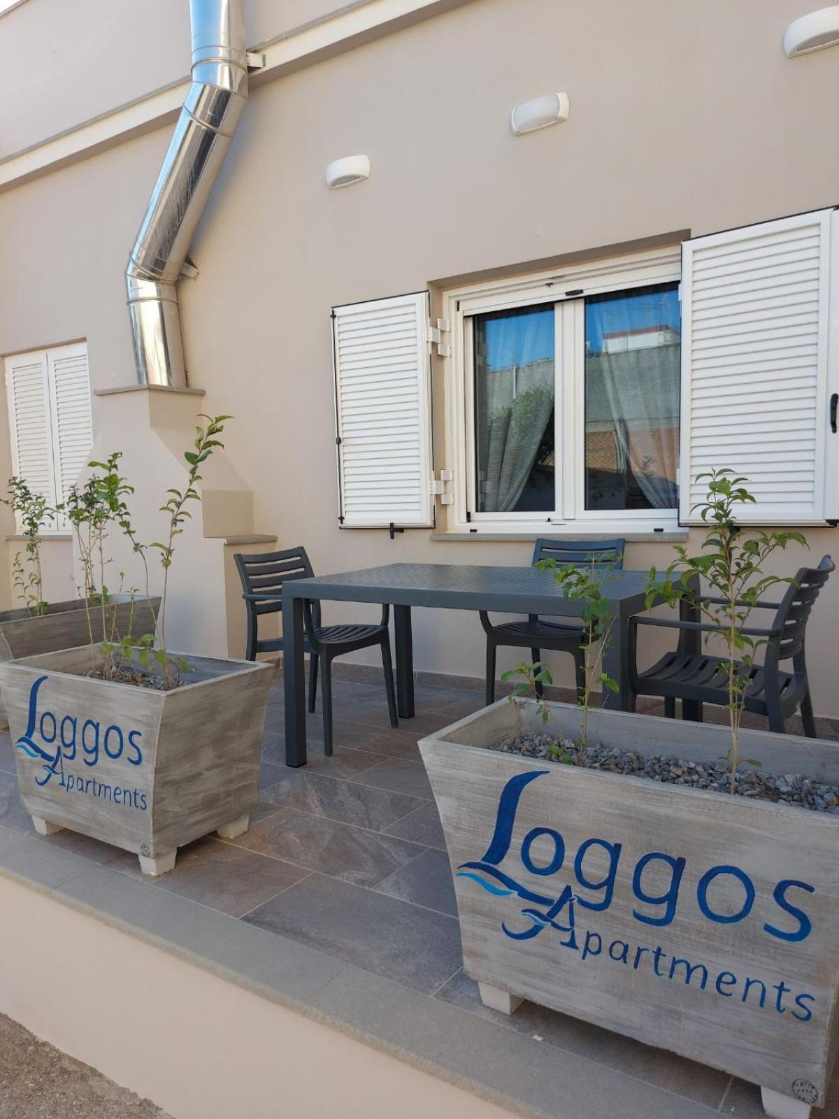 Loggos Apartment *